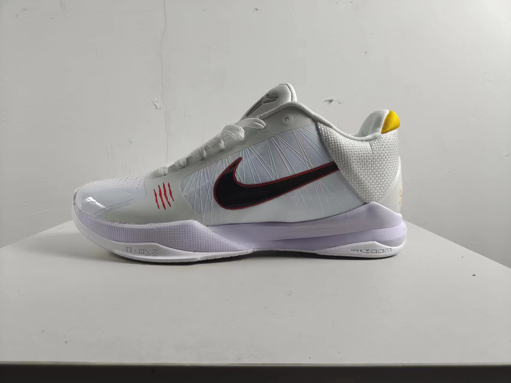 Nike Kobe 5 White Bruce Lee